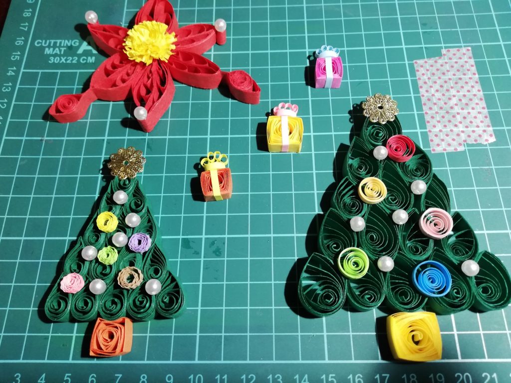 クイリングで作ったクリスマスツリー