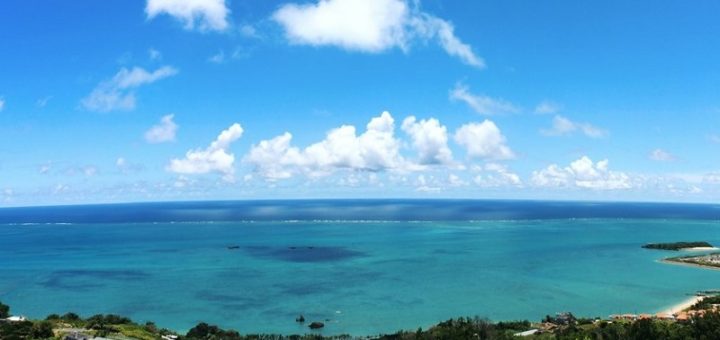 沖縄の海