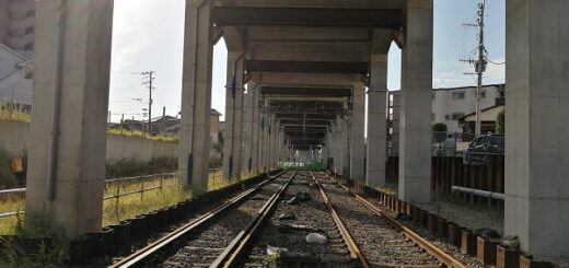 西鉄高架と使われなくなった下の線路